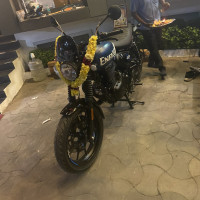 Royal Enfield Hunter 350 Metro