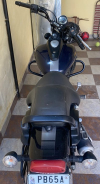 Blue Bajaj Avenger Street 150
