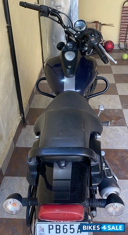 Blue Bajaj Avenger Street 150