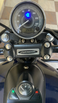 Blue Bajaj Avenger Street 150