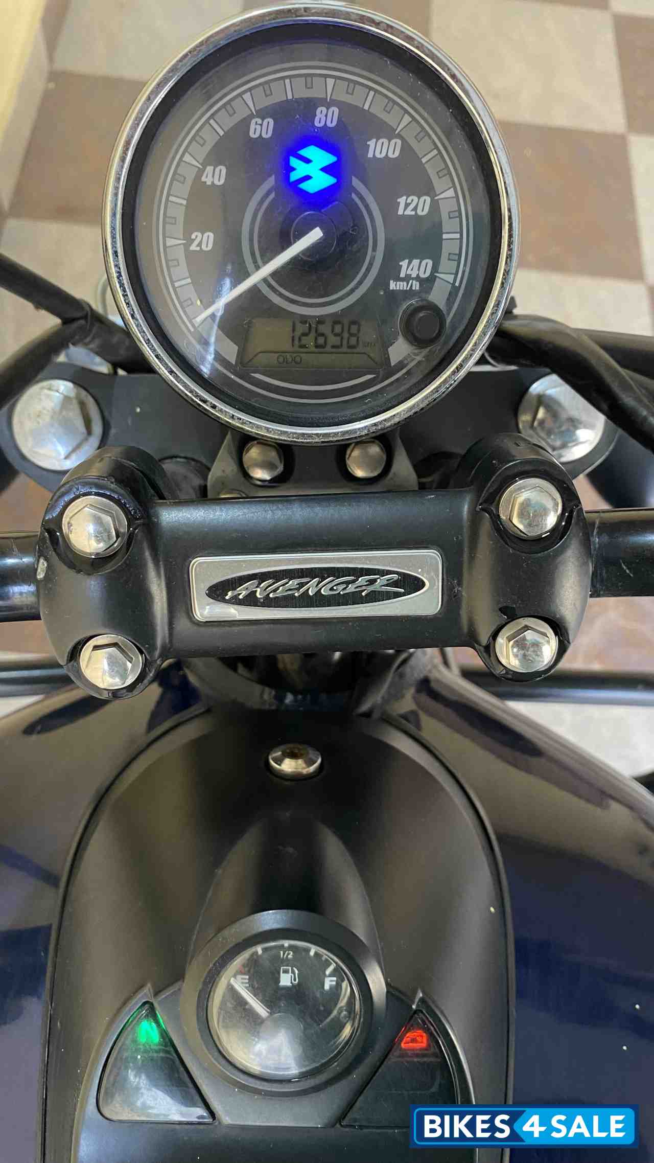 Blue Bajaj Avenger Street 150