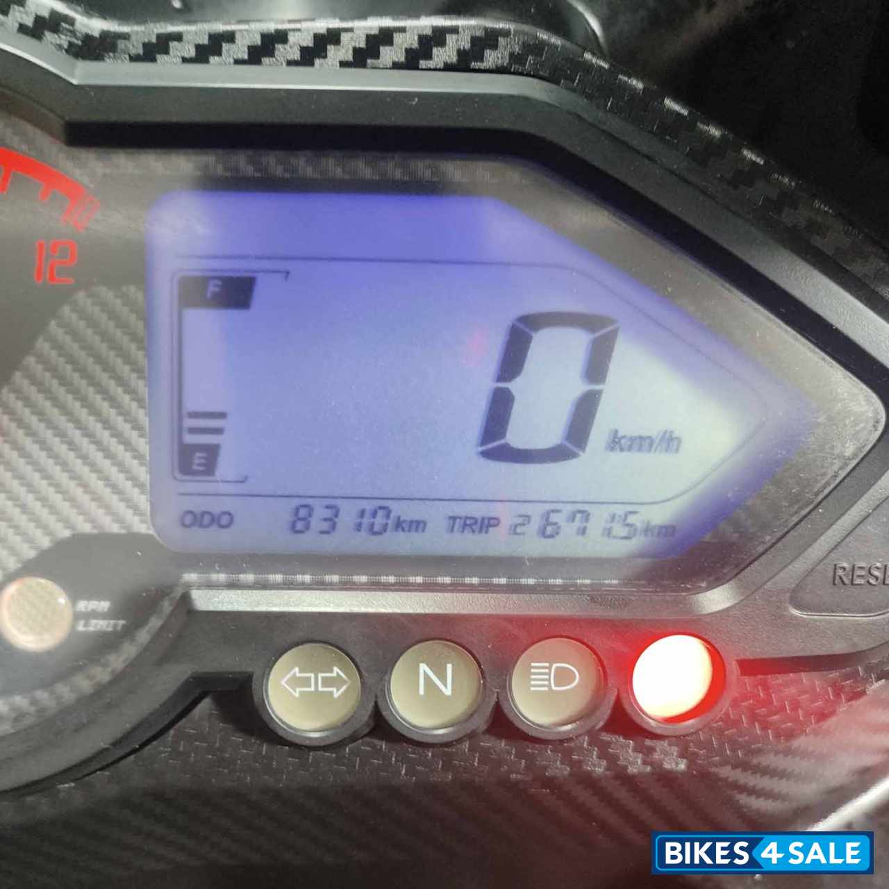 Bajaj Pulsar 180F Neon