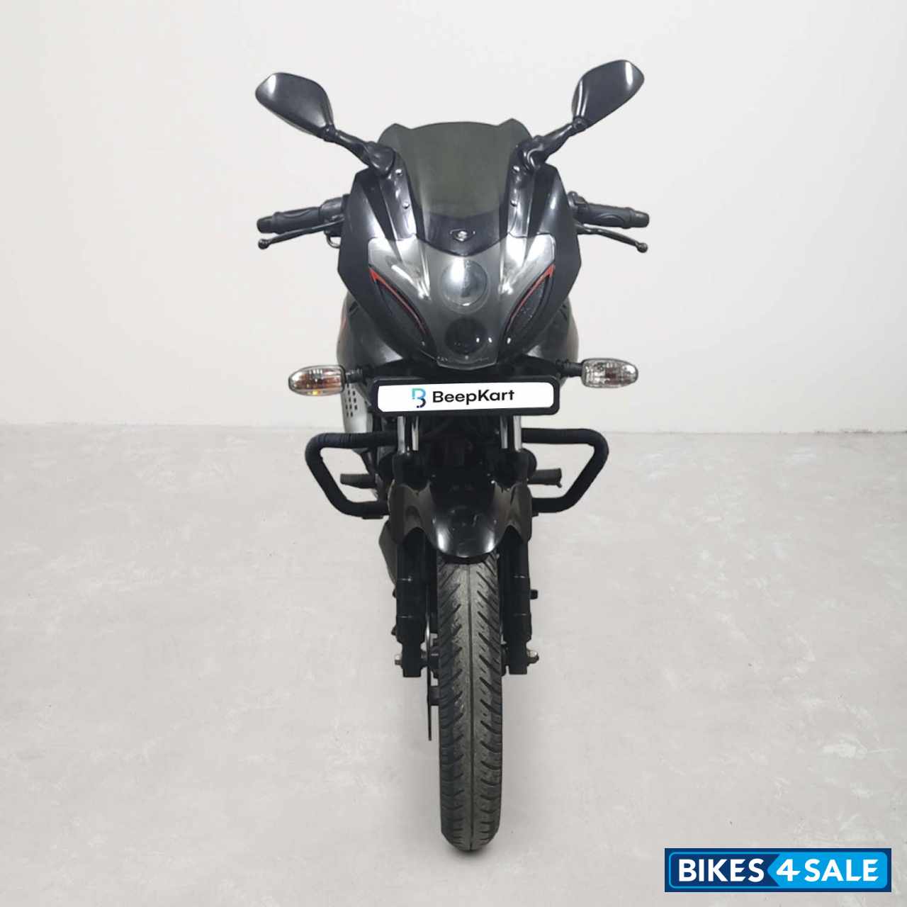 Bajaj Pulsar 180F Neon