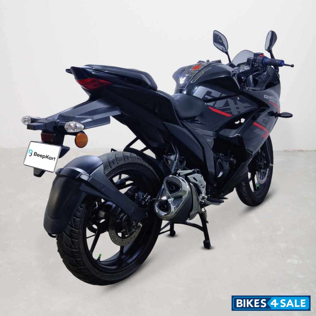 Suzuki Gixxer SF