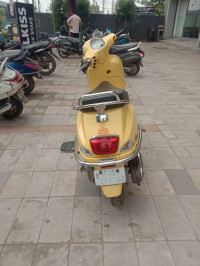 Vespa VX 125