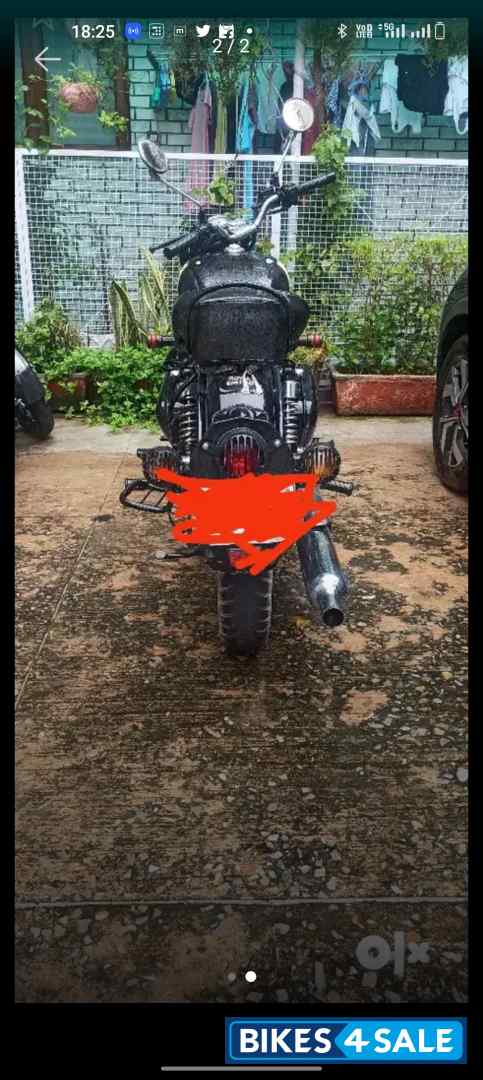 Black Royal Enfield Classic 350 Black Royal Enfield Classic 350