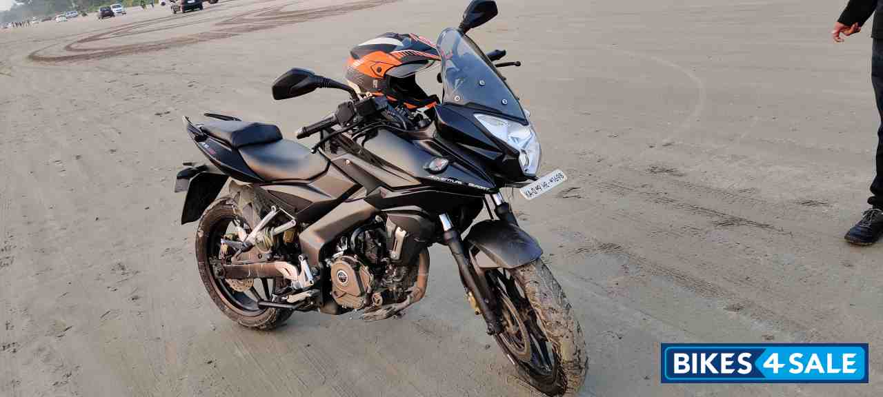 Bajaj Pulsar AS200