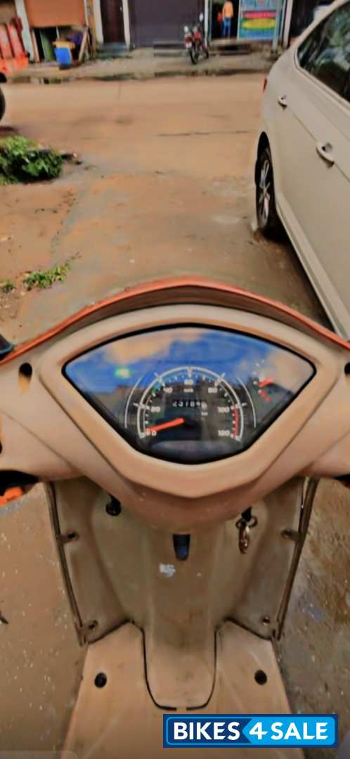 Brown TVS Jupiter ZX