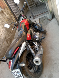 Bajaj V15