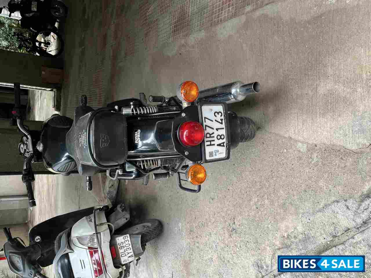 Royal Enfield Classic 350 Royal Enfield Classic 350