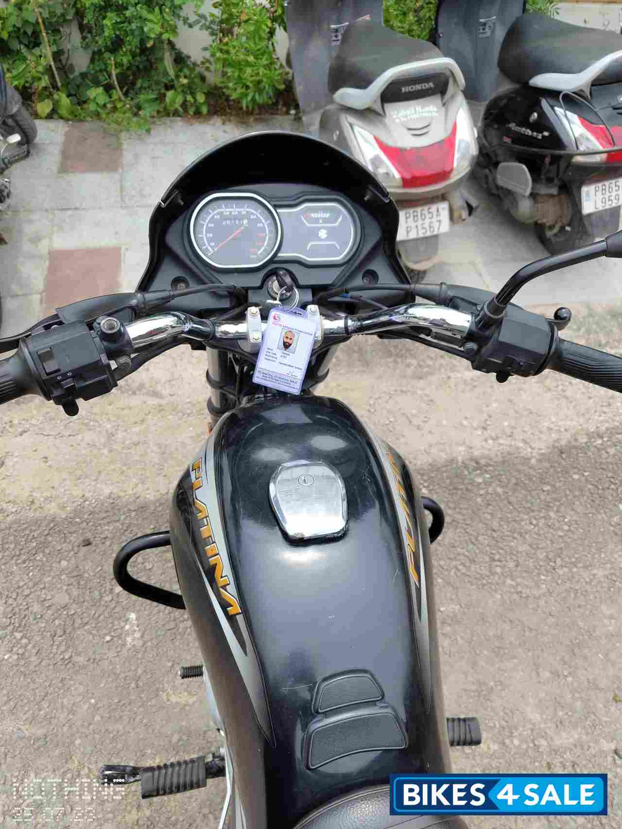 Ebony Black With Sil Bajaj Platina 100 ES