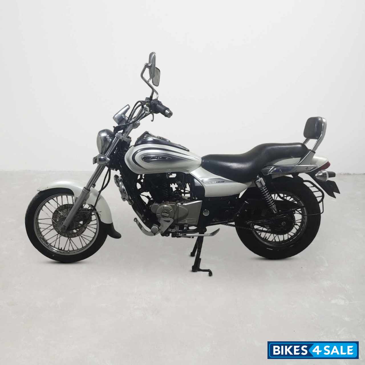 Bajaj Avenger Cruise 220