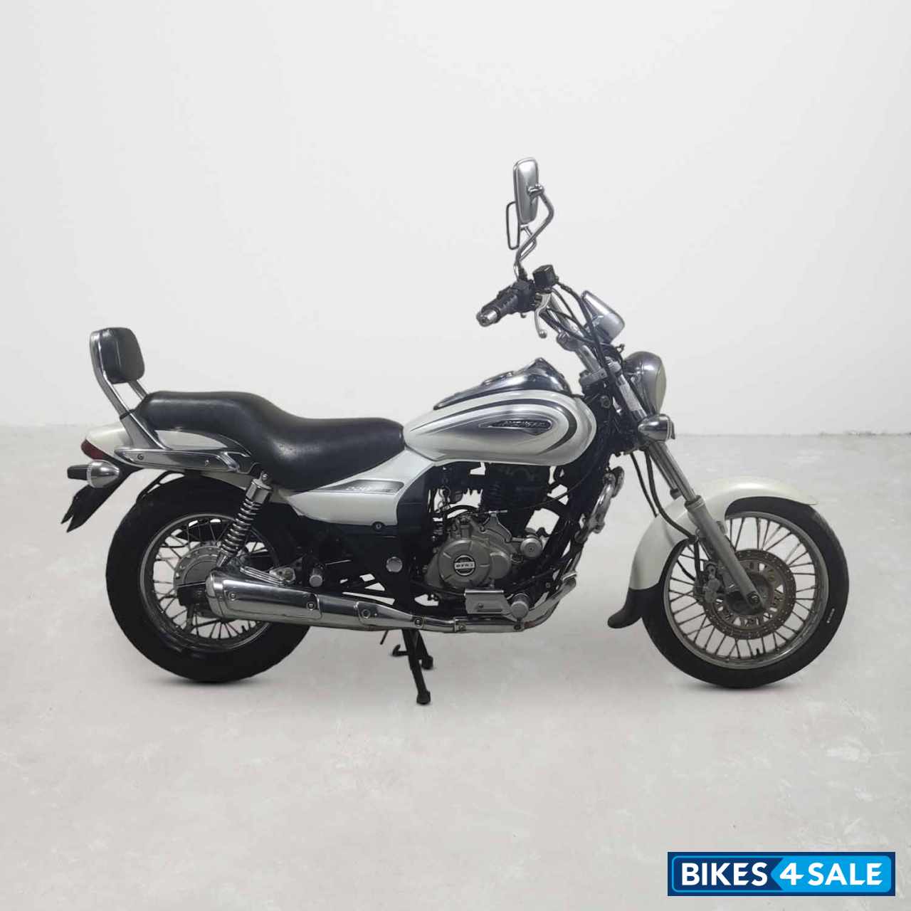 Bajaj Avenger Cruise 220