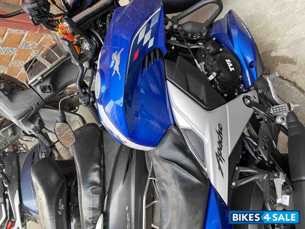 TVS Apache RTR 160 4V