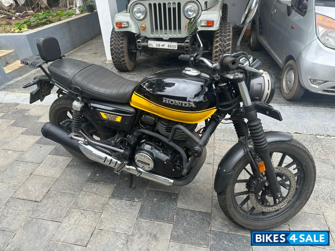 Black And Yellow Honda CB350RS