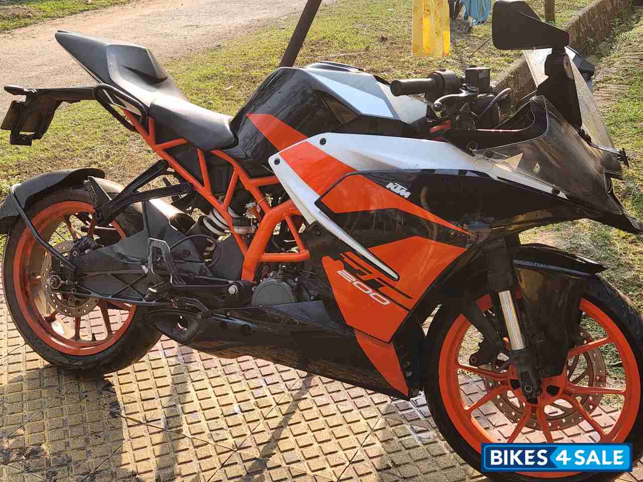 KTM RC 200