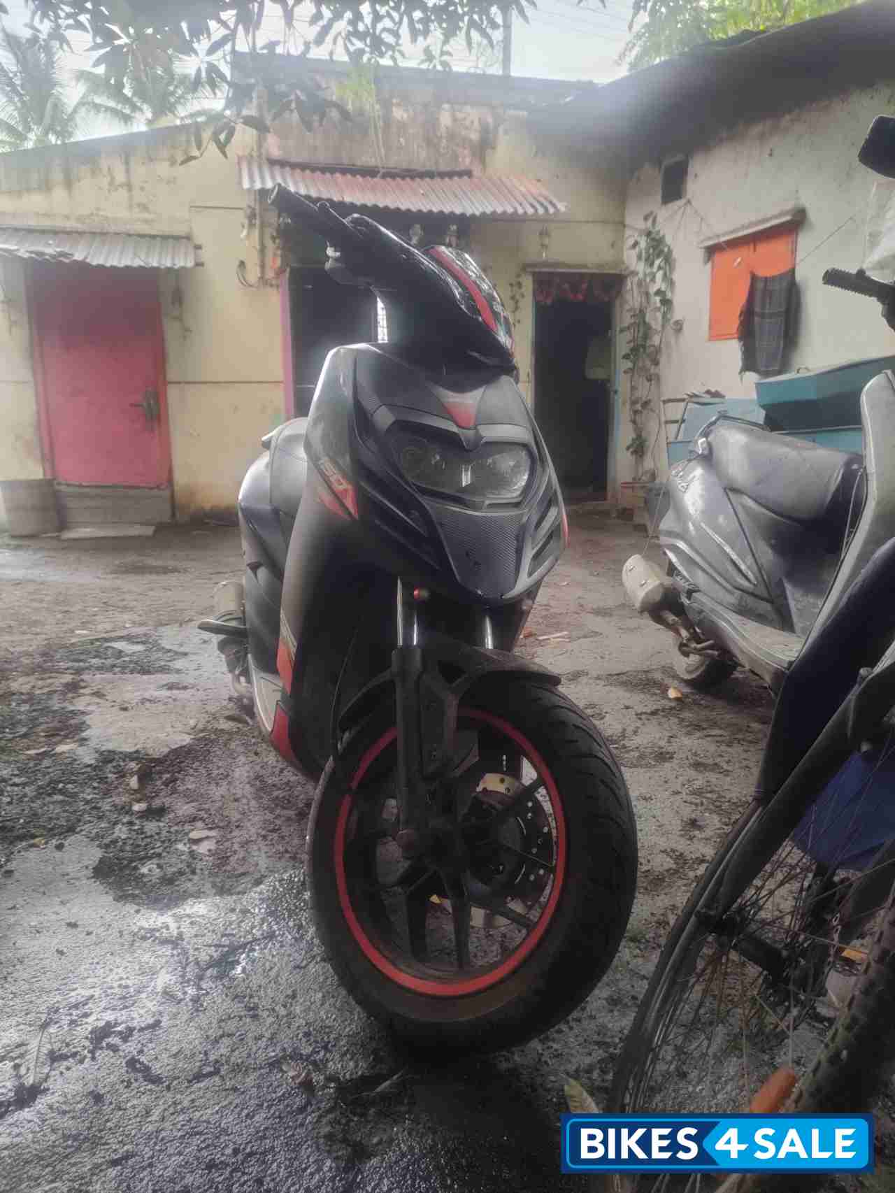 Aprilia SR 150