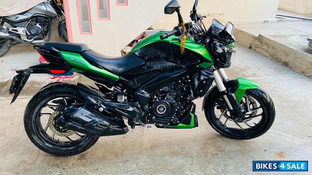 Green Bajaj Dominar 400 ABS BS6