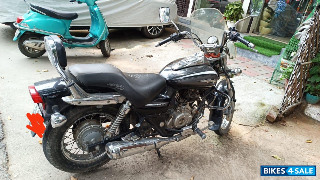 Bajaj Avenger Cruise 220