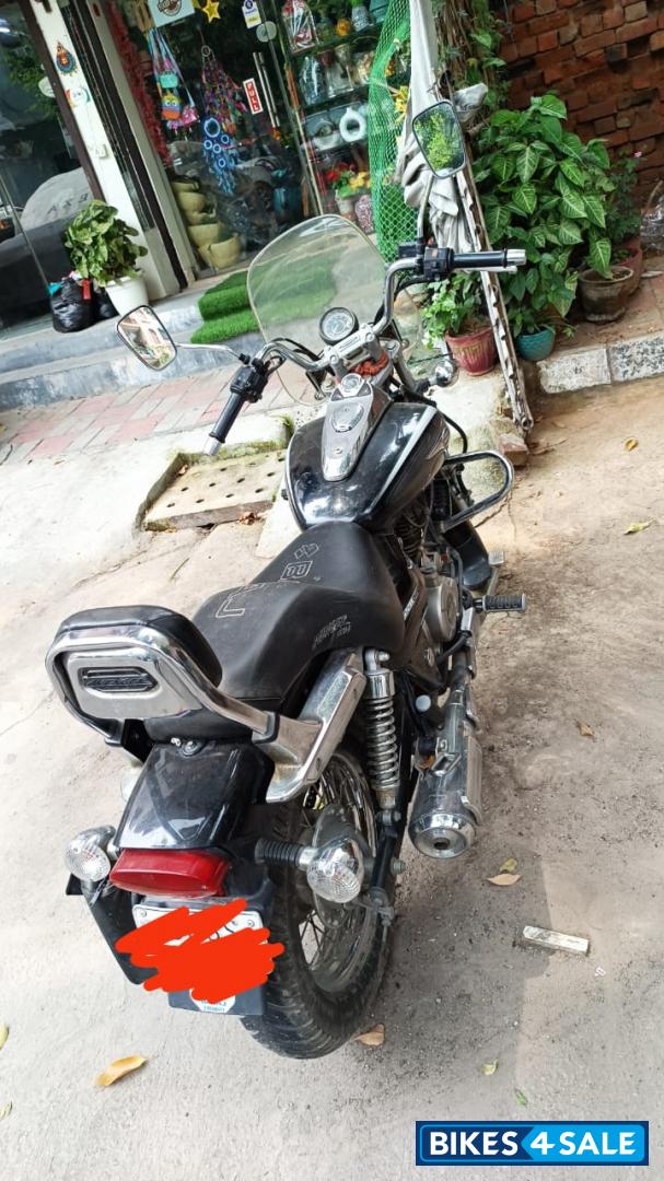 Bajaj Avenger Cruise 220