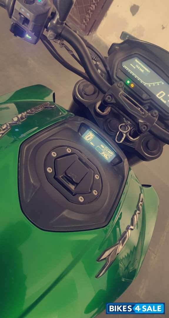 Bajaj Dominar 400 Disc