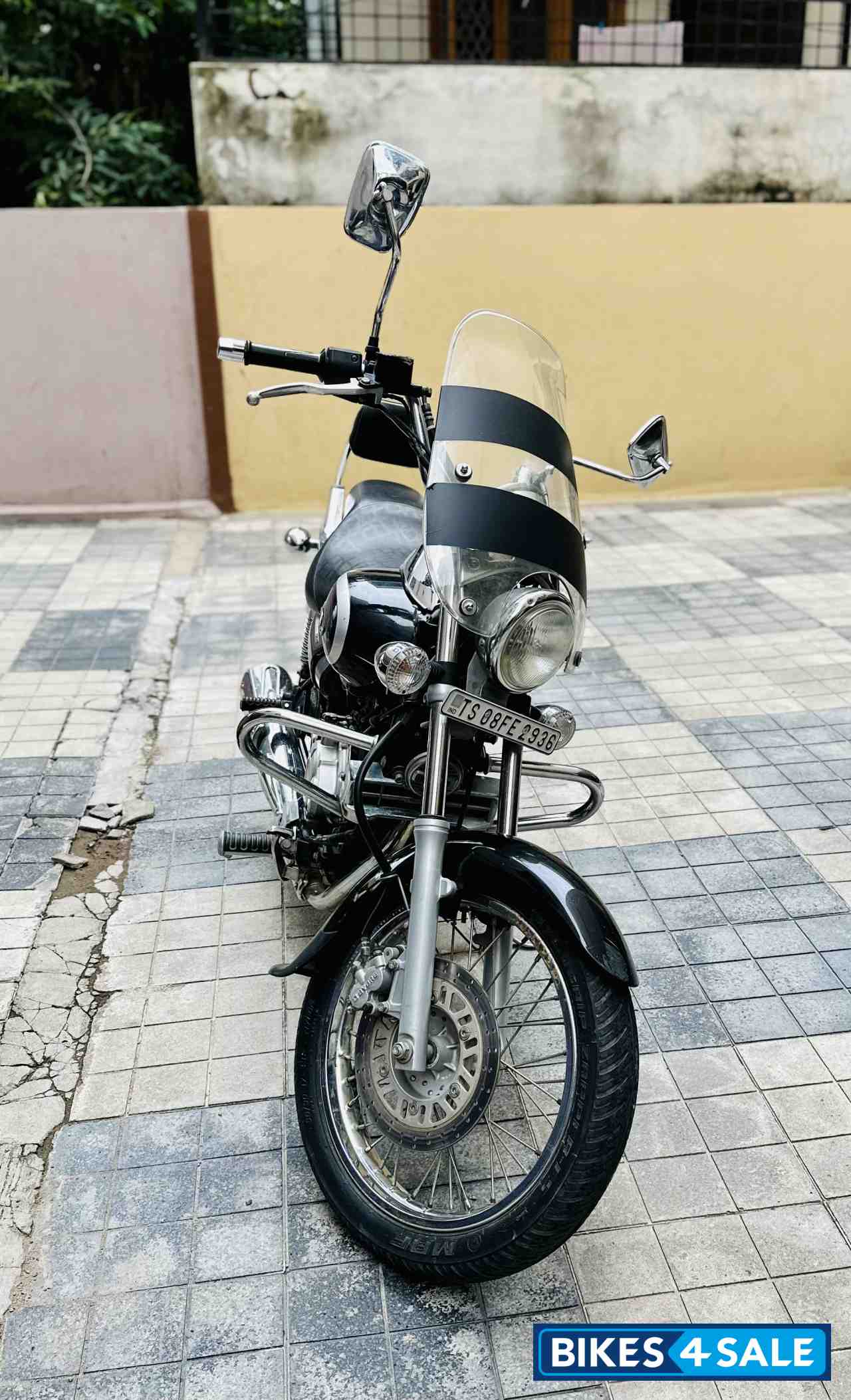 Bajaj Avenger Cruise 220