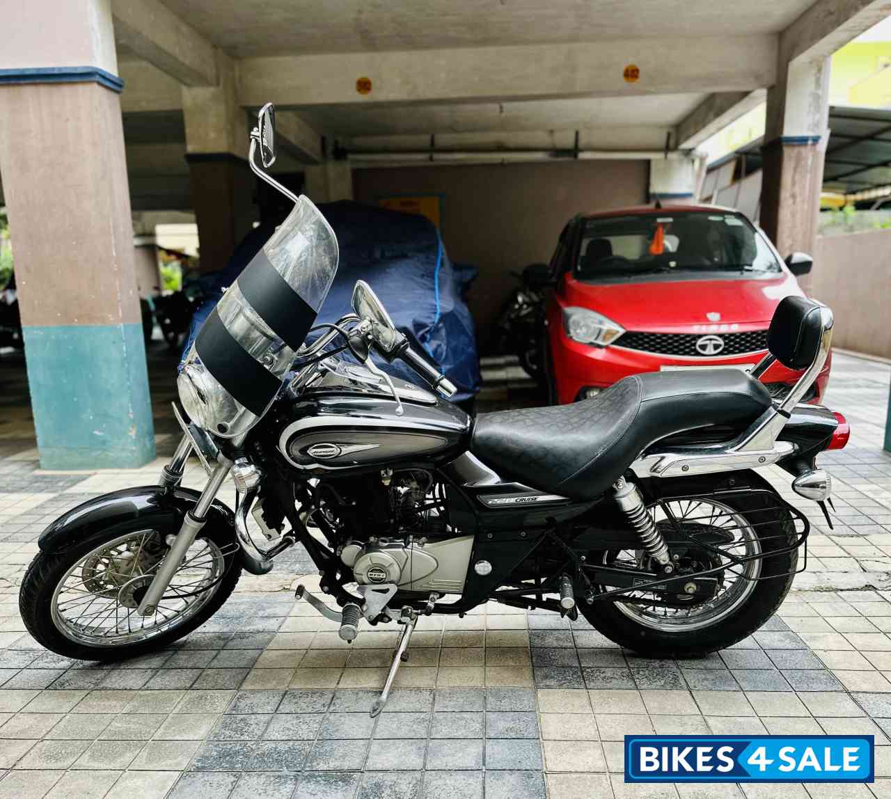 Bajaj Avenger Cruise 220
