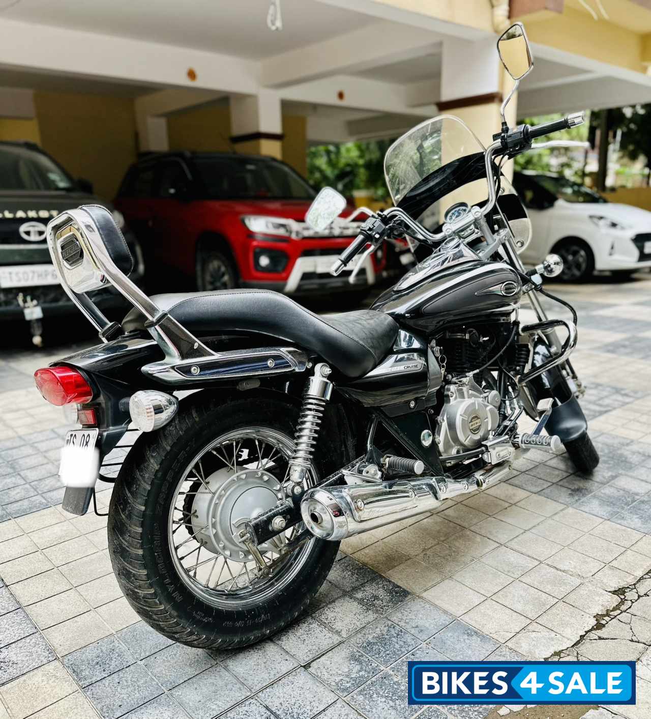 Bajaj Avenger Cruise 220