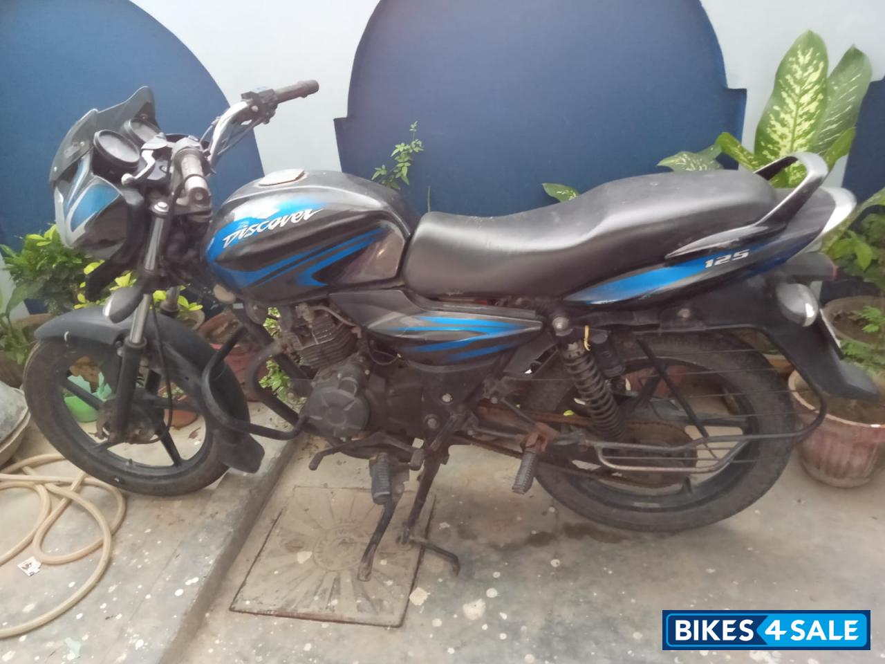 Bajaj Discover DTSi 125
