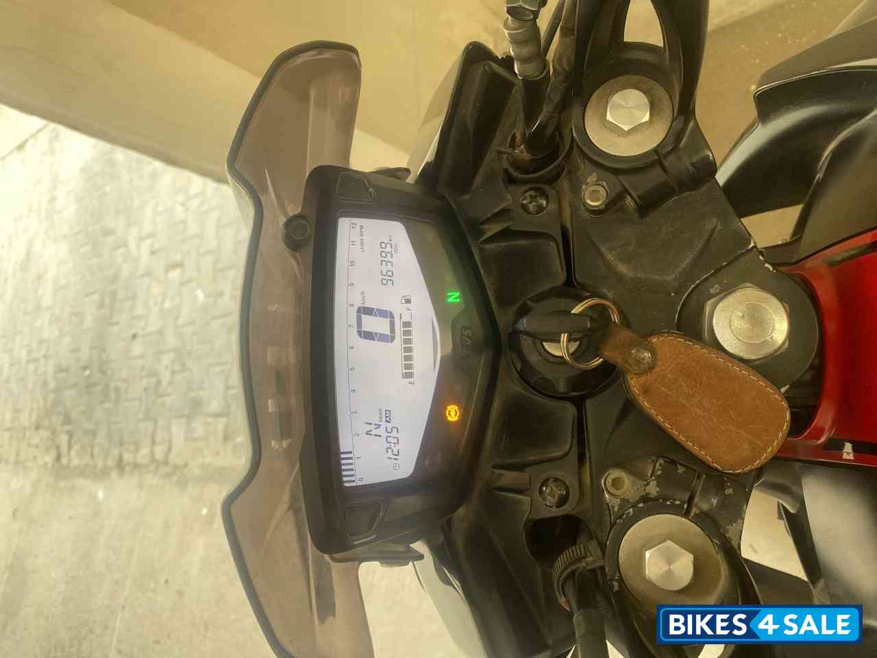 TVS Apache RTR 200 4V ABS