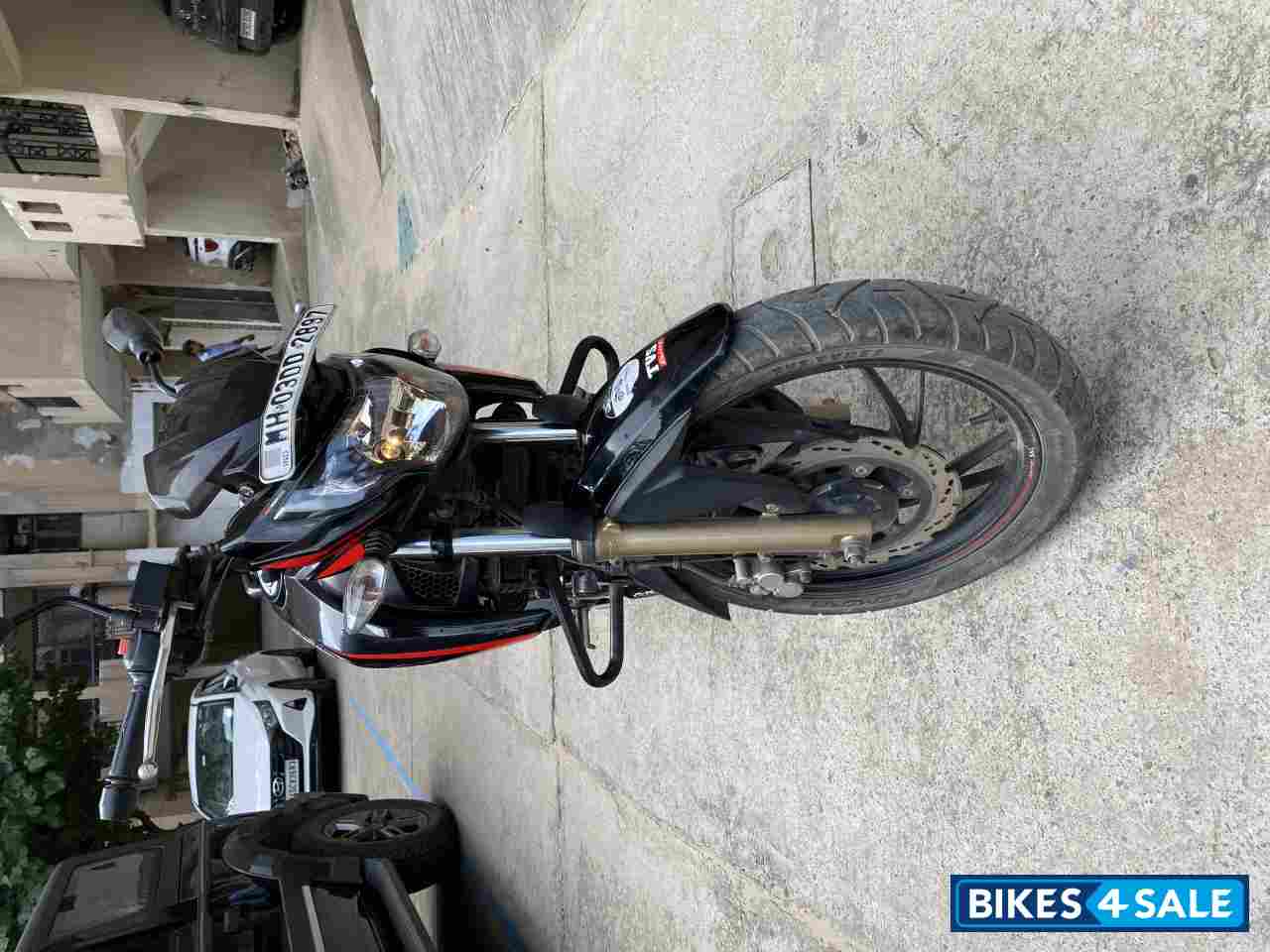 TVS Apache RTR 200 4V ABS
