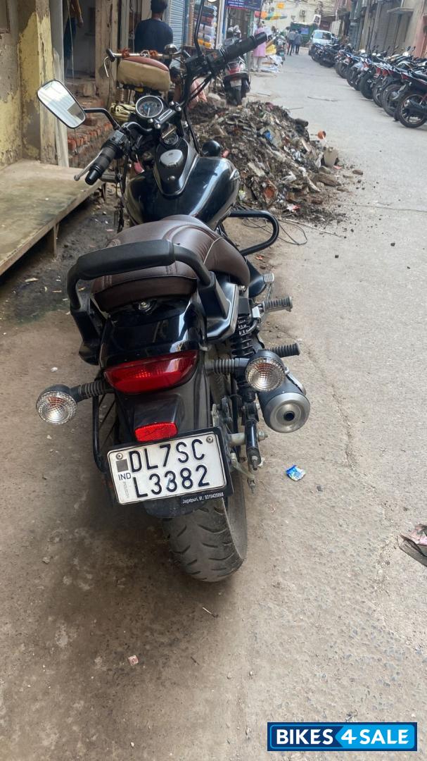 Bajaj Avenger Street 160 BS6