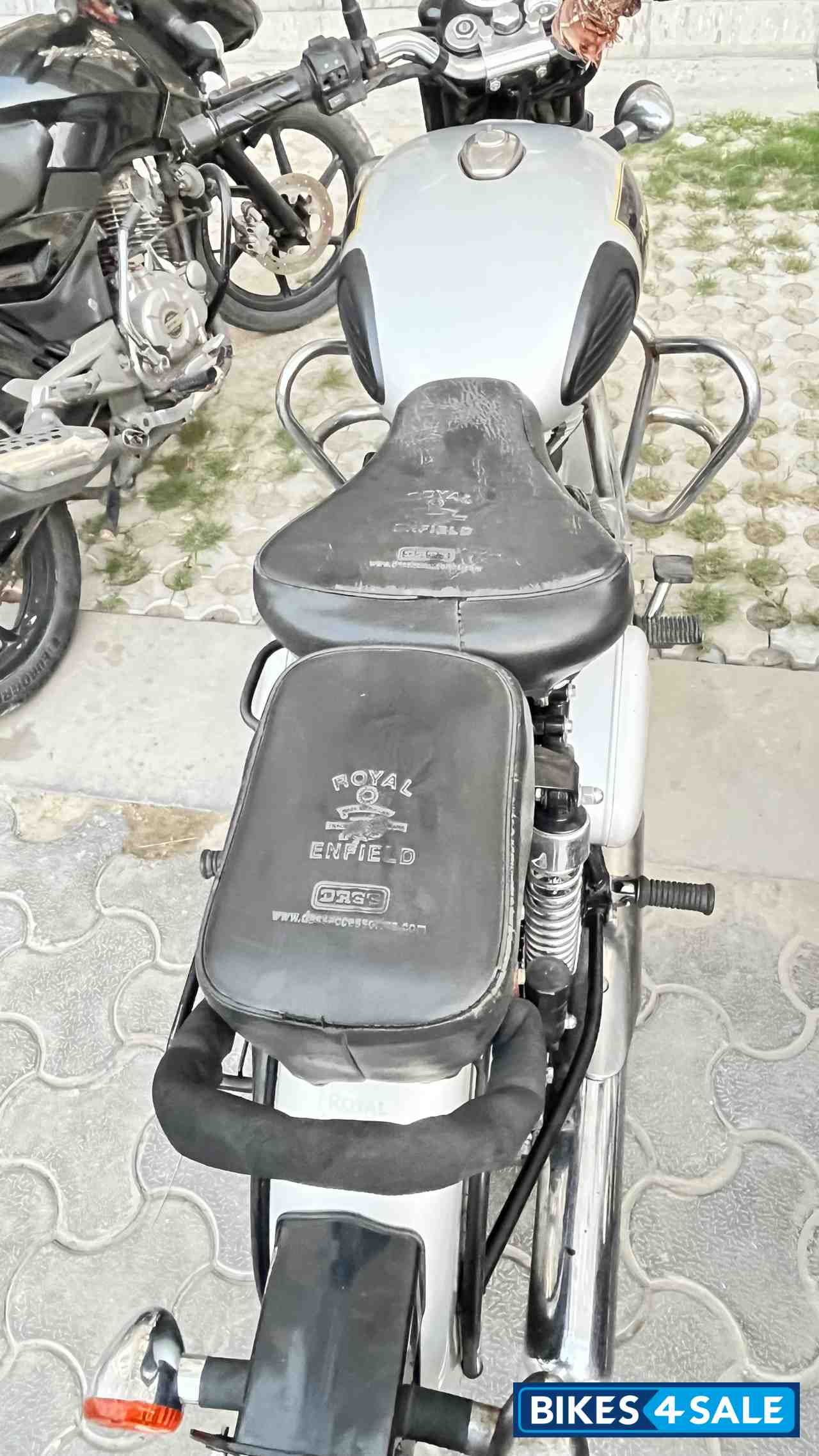 Silver Royal Enfield Classic 350