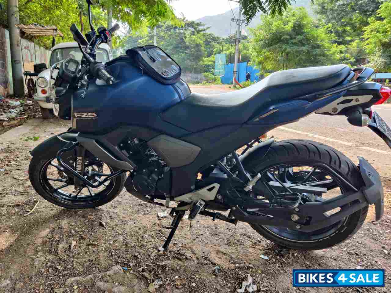 Matt Blue Yamaha FZ-S FI V3