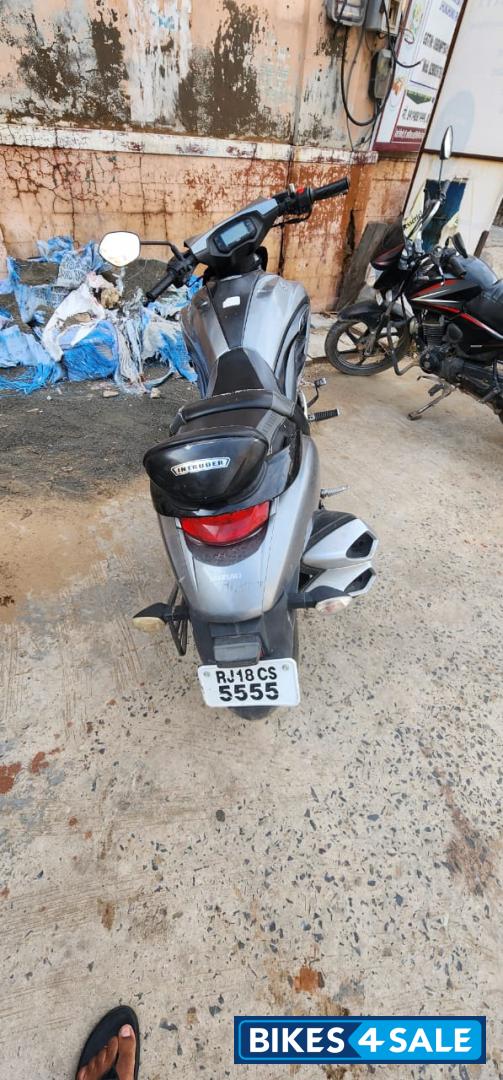Suzuki Intruder 150 BS6