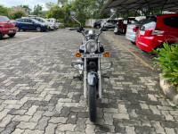 Black Bajaj Avenger 220 DTS-i