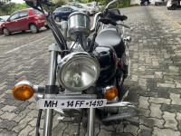 Black Bajaj Avenger 220 DTS-i