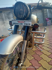 Silver Royal Enfield Classic 350