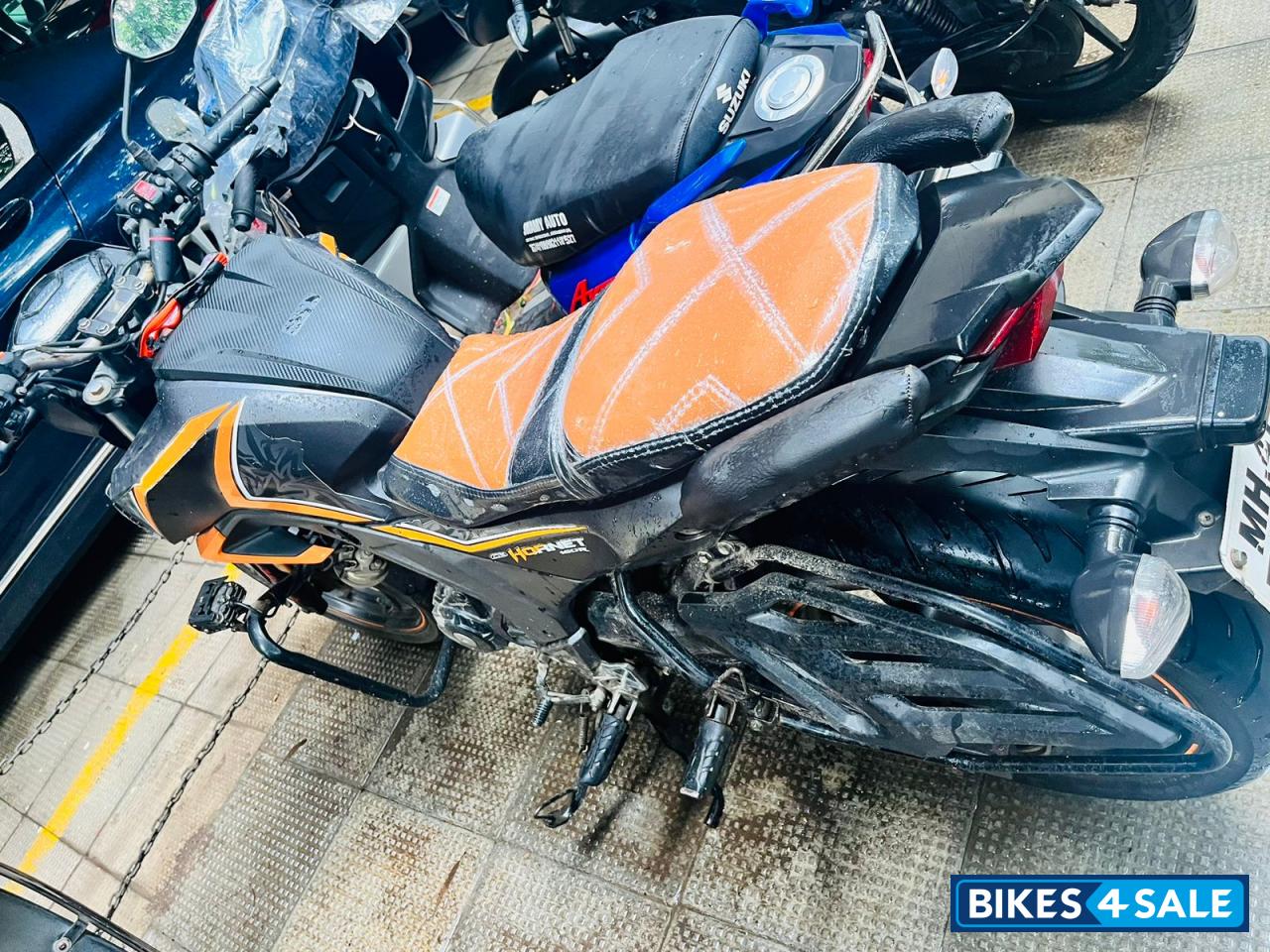 Honda CB Hornet 160R