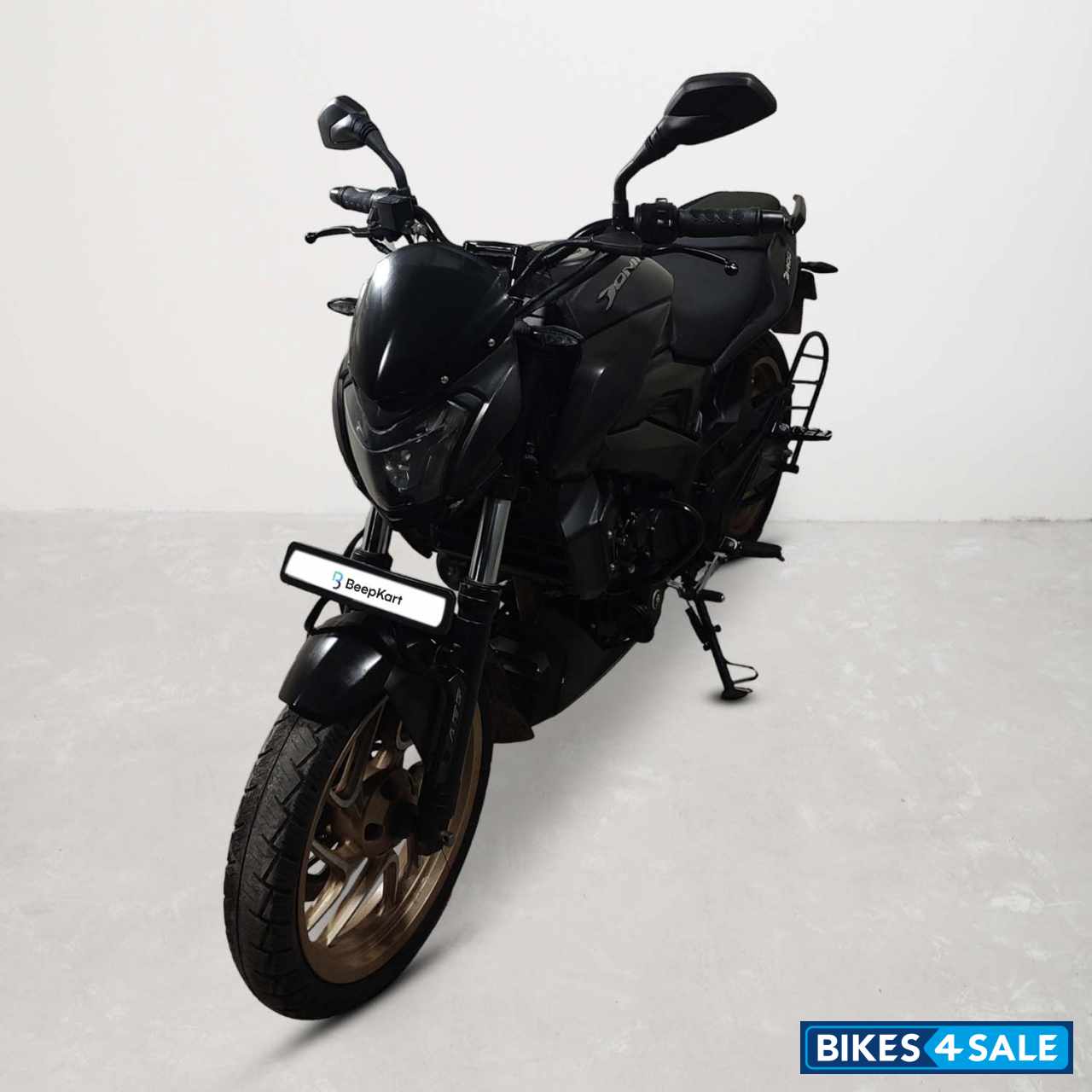 Bajaj Dominar 400