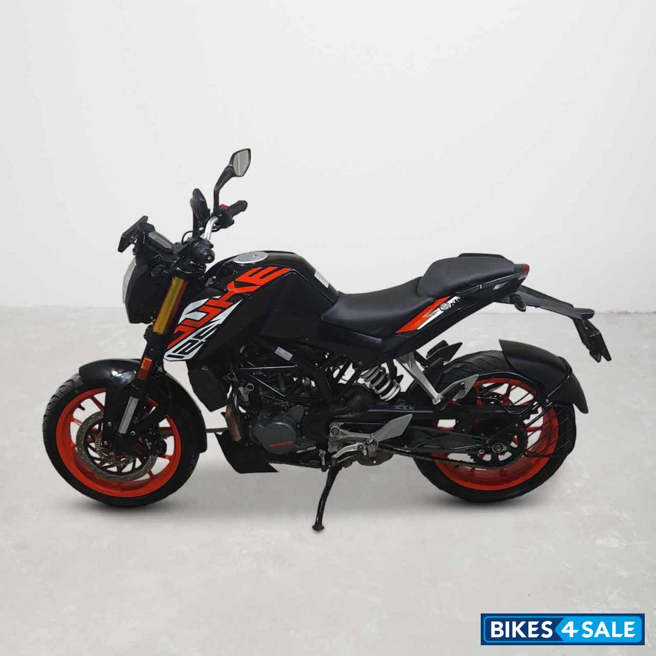 KTM Duke 125