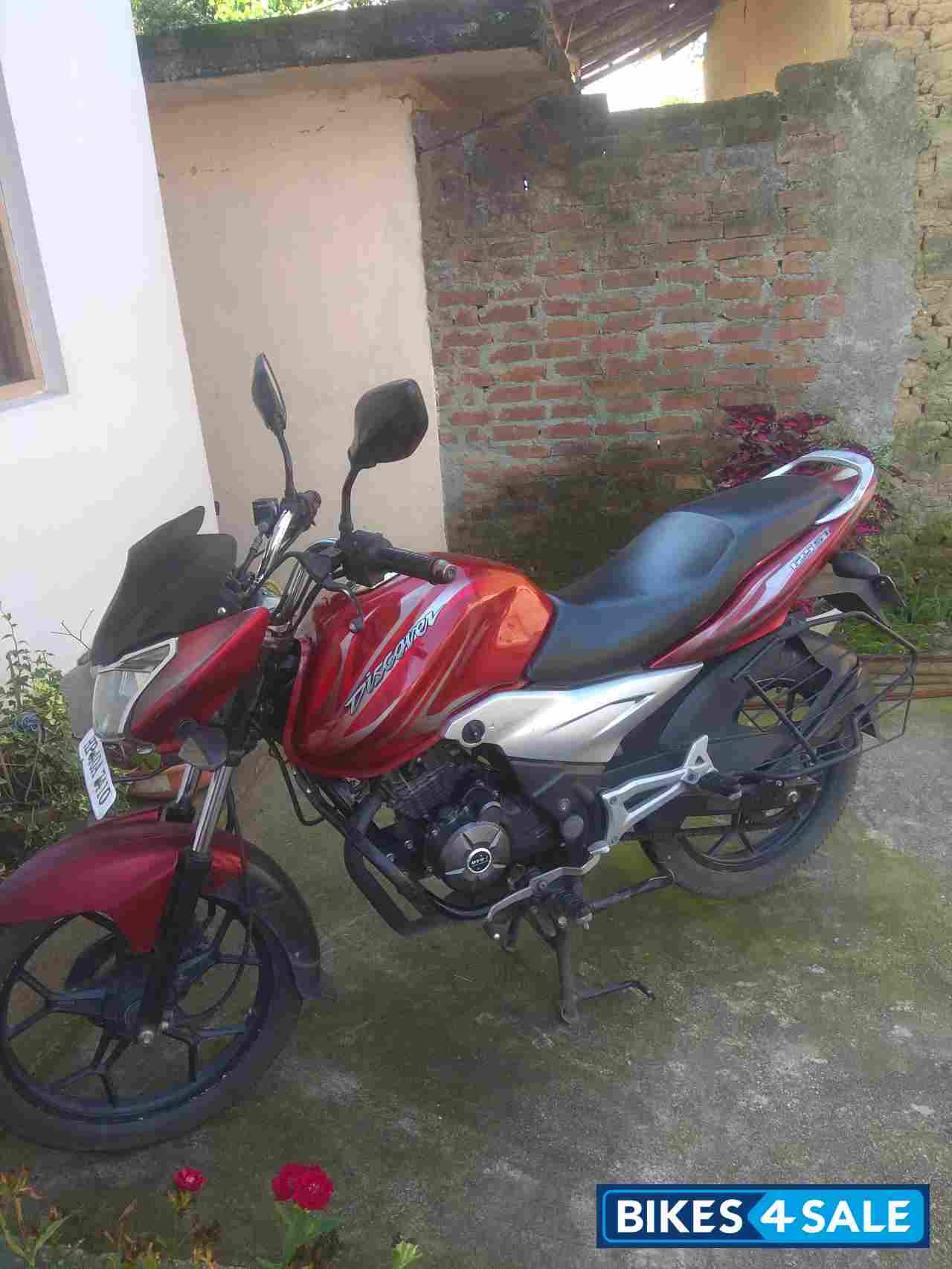 Frdred Bajaj Discover 125 ST