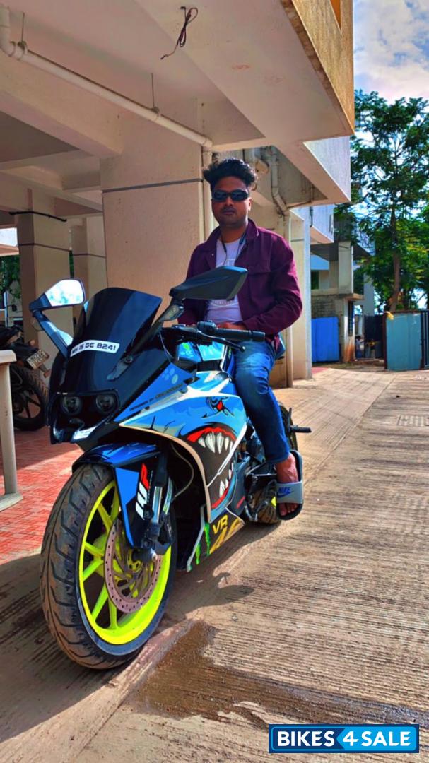 Original Color- White/orange KTM RC 200