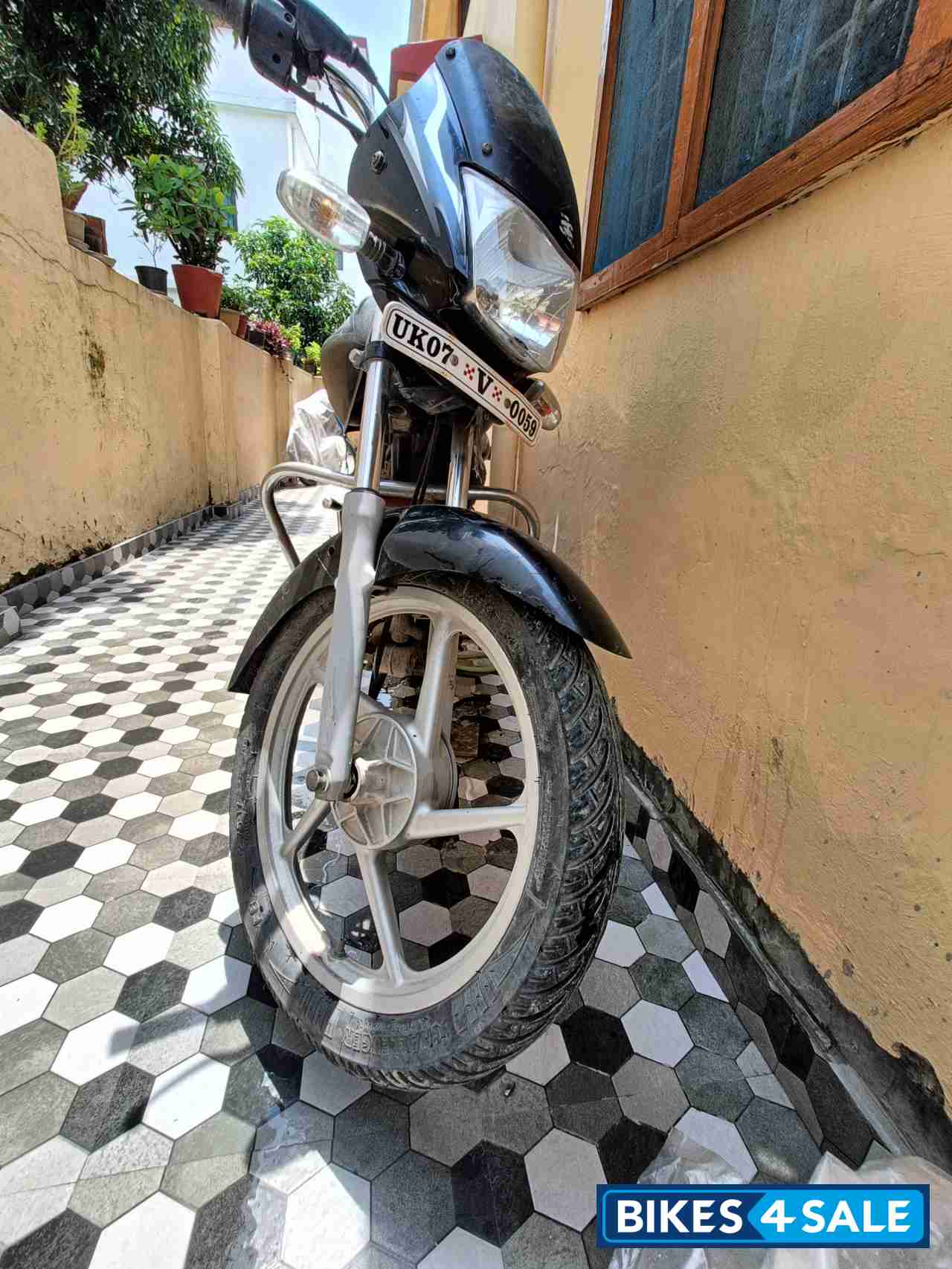 Bajaj Platina 100