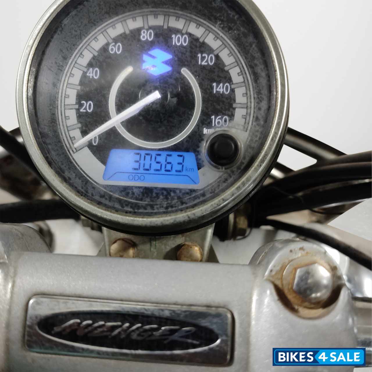 Bajaj Avenger 180 DTS-i