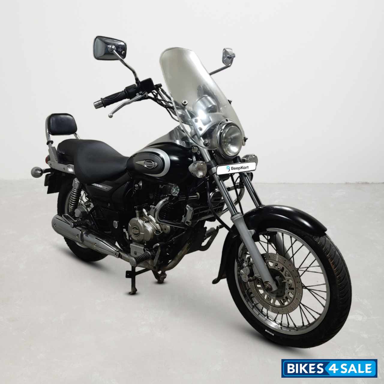Bajaj Avenger 180 DTS-i
