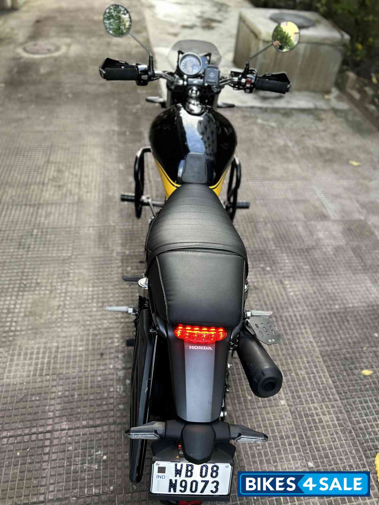 Honda 2023 CB350RS DLX Pro Dual Tone