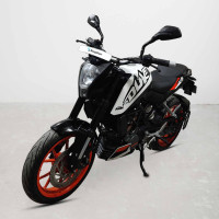 KTM Duke 125