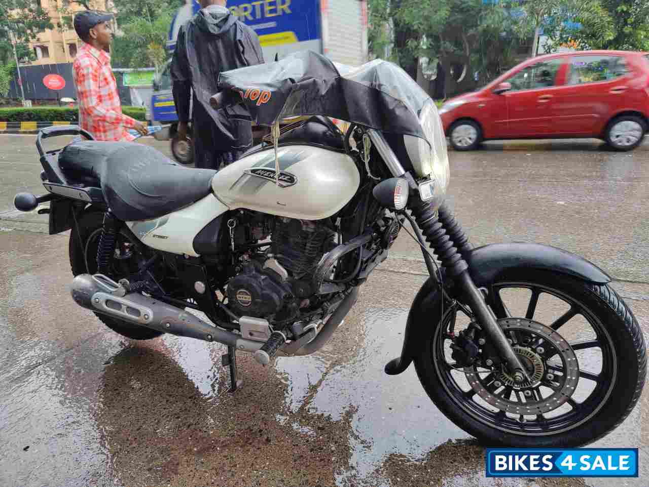 Bajaj Avenger Street 220