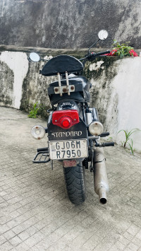 Jet Black Royal Enfield Bullet 350 ES